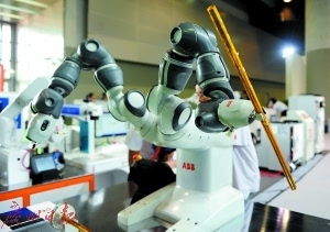 一邊投入一邊松綁 十項(xiàng)政策為工業(yè)轉(zhuǎn)型護(hù)航