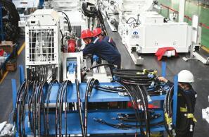 打造裝備制造業強勁升級新引擎