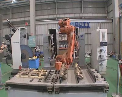 【砥礪奮進的五年】機械裝備制造業&ldquo;擴容&rdquo; 年產值增速實現雙位數_財經_網