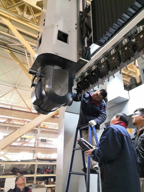 國內首臺 通用技術集團沈陽機床研制超長行程高鐵行業加工設備下線